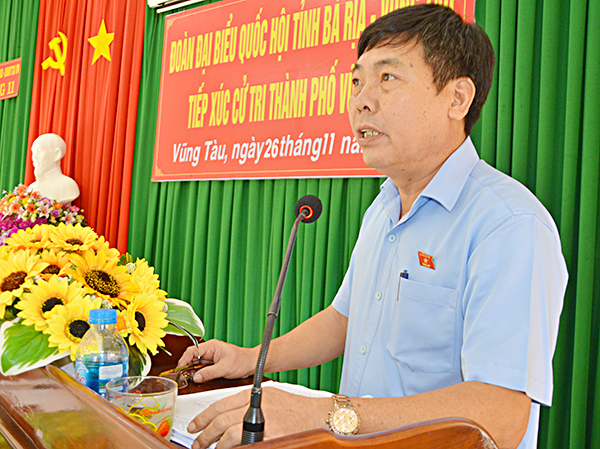 Đại biểu Phạm Đình Cúc, Viện phó Viện KSND tỉnh giải trình các ý kiến, kiến nghị của cử tri TP.Vũng Tàu trước Kỳ họp thứ 6.