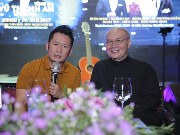 Nhạc sĩ Vũ Thành An (phải) và ca sĩ Bằng Kiều trong một sự kiện âm nhạc.