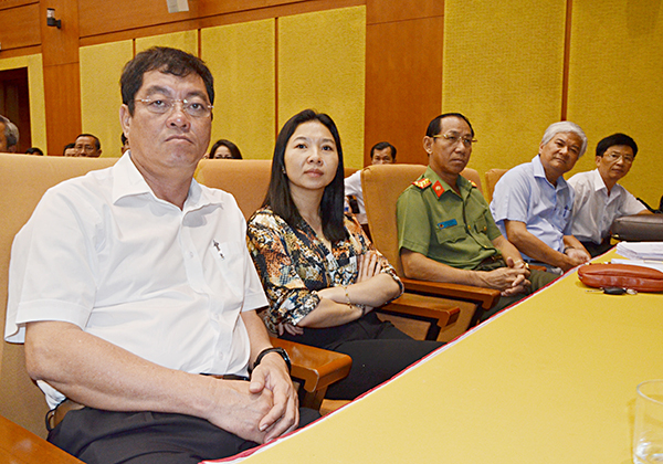 Các đại biểu tham dự hội nghị.