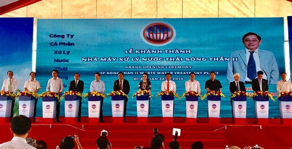 Lễ khánh thành nhà máy xử lý nước thải tại KCN Sóng Thần II. 