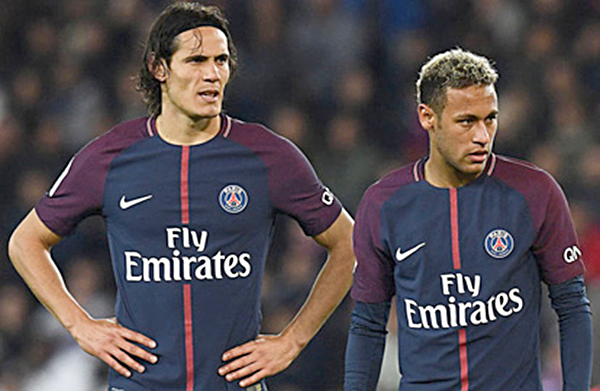 Hai ngôi sao của PSG Cavani và Neymar sẽ vắng mặt trong những trận đấu sắp tới.