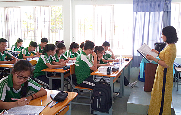 Học sinh lớp 12 trường THPT Trần Văn Quan (huyện Long Điền) đang trong giờ học.
