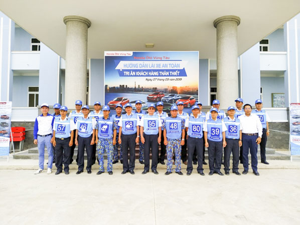 Các học viên đến từ Bộ Tư Lệnh Vùng 2 Hải Quân tham gia chương trình.