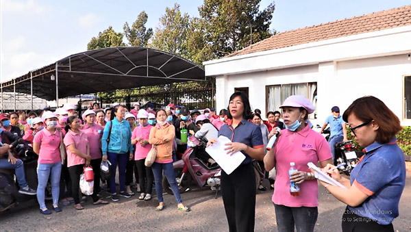 Đại diện công nhân Công ty Mei Sheng đề nghị giảm áp lực công việc tại các xưởng do thiếu công nhân.