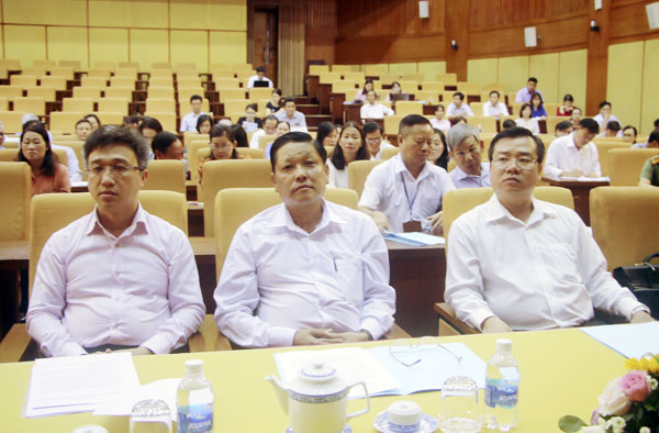 Các địa biểu tham dự hội nghị.