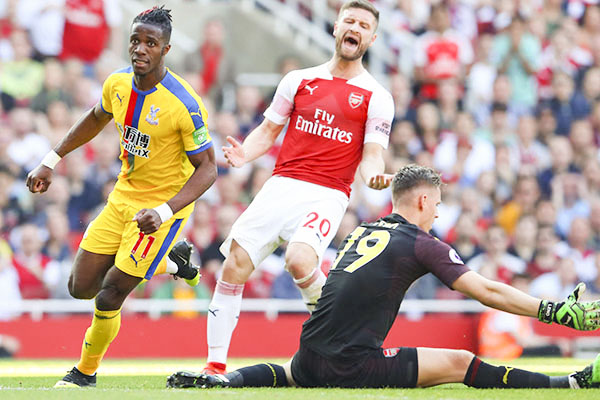  Arsenal đang tràn trề hy vọng Top 4, bỗng dưng họ tự tay ném đi cơ hội của mình.