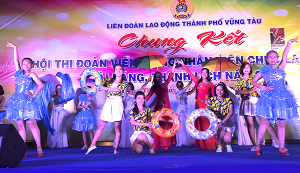 Phần thi tài năng của các đội.
