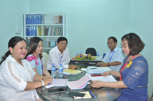Đoàn kiểm tra liên ngành về du lịch và dịch vụ TP.Vũng Tàu làm việc với đại diện Làng Bình An chiều 3-5.