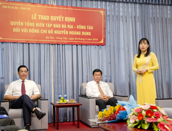 Đồng chí Đỗ Nguyễn Hoàng Dung phát biểu nhận nhiệm vụ Tổng Biên tập Báo BR-VT.