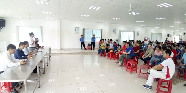 Toàn cảnh buổi làm việc.