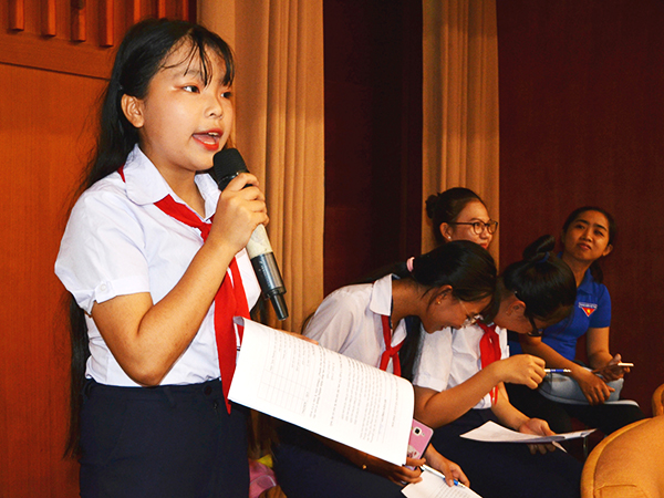 Tại các diễn đàn lắng nghe trẻ em nói, nhiều trẻ nhỏ bày tỏ mong muốn được quan tâm, hỗ trợ những bạn nhỏ phòng chống xâm hại tình dục. Trong ảnh: Diễn đàn “Lắng nghe trẻ em nói” do Ban Chỉ đạo hè năm 2018 tổ chức tại huyện Đất Đỏ. (Ảnh minh họa).
