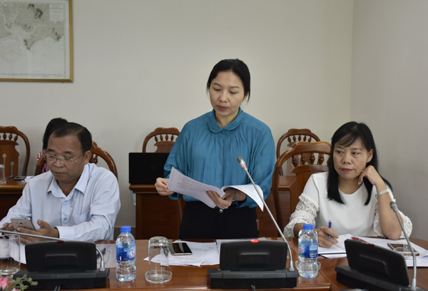Bà Trần Thị Thu  Hiền, Phó Giám đốc Sở Du lịch góp ý đề án cần xác định các lĩnh vực phát triển trọng tâm của tỉnh để xây dựng kế hoạch truyền thông, quảng bá phù hợp.