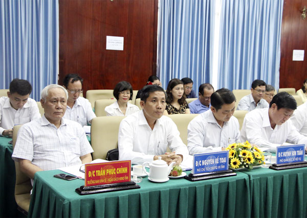 Các đại biểu tham dự hội nghị. 