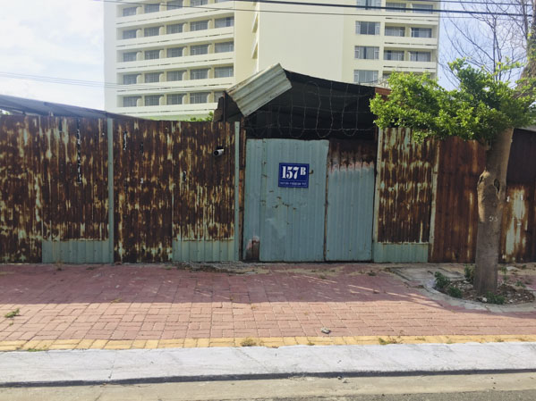 Công ty TNHH Điều dưỡng du lịch Vũng Tàu (157B, Thùy Vân, TP. Vũng Tàu)  đã giải thể nhiều năm nên việc thu nợ BHXH là rất khó.