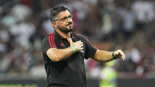HLV Gennaro Gattuso sẽ rời AC Milan và tặng lại 90% lương trong 2 năm còn lại của hợp đồng cho CLB.