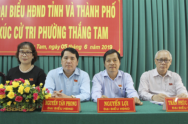 Tổ đại biểu số 1 HĐND tỉnh tiếp xúc cử tri phường Thắng Tam (TP.Vũng Tàu). Ảnh: MINH NHÂN.