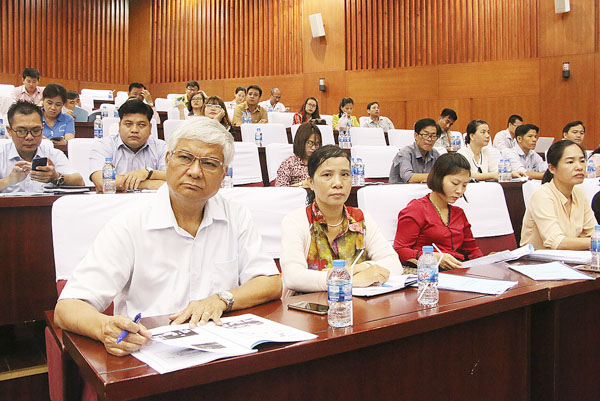 Đại diện các sở, ban, ngành, địa phương tham dự hội nghị. 