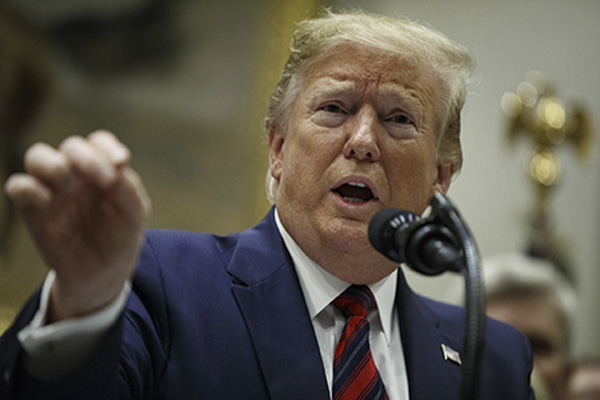 Tổng thống Mỹ Donald Trump đang chiếm ưu thế cả đối nội lẫn đối ngoại nhờ công cụ thuế.