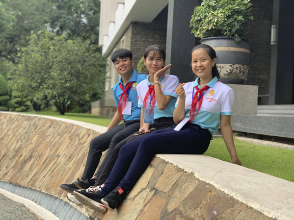 Lê Trọng Nghĩa, Nguyễn Thị Phượng, Hoàng Thị Hồng Đào.