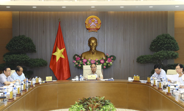 Thủ tướng Nguyễn Xuân Phúc phát biểu chỉ đạo tại phiên họp. Ảnh: THỐNG NHẤT