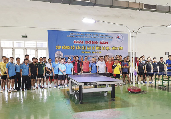 Giải có sự tham gia của 12 đội với gần 100 VĐV.