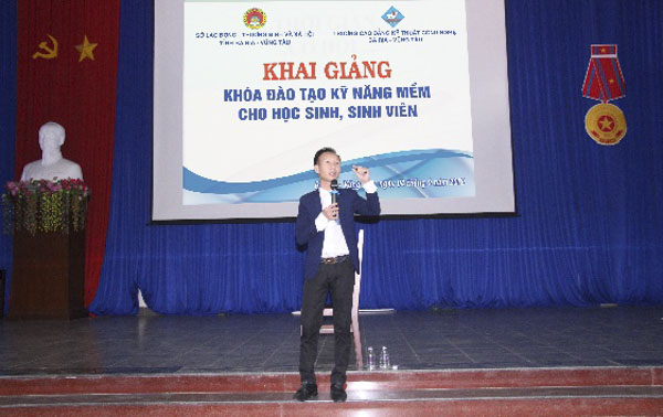 Diễn giả, Chuyên gia tâm lý, TS. Huỳnh Anh Bình.
