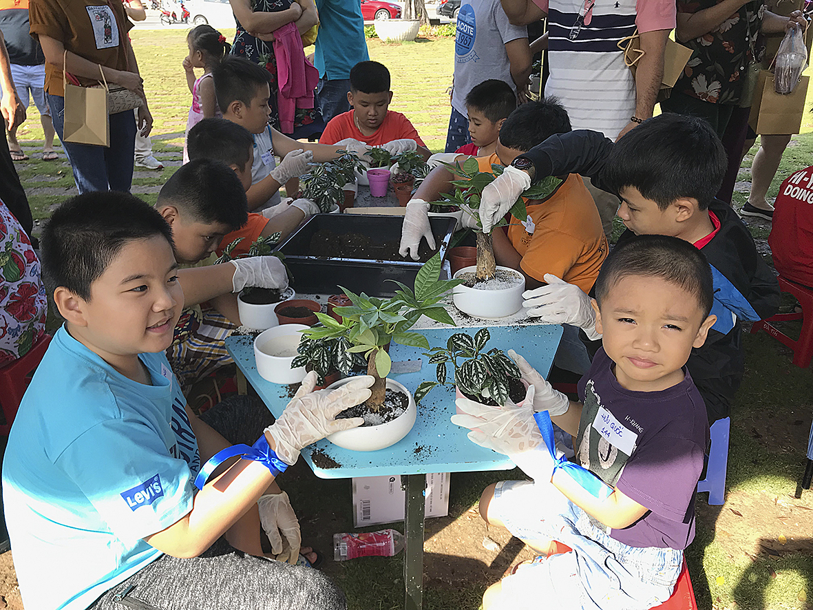 Ngày hội “Tương lai xanh” thu hút gần 200 thiếu nhi tham gia.