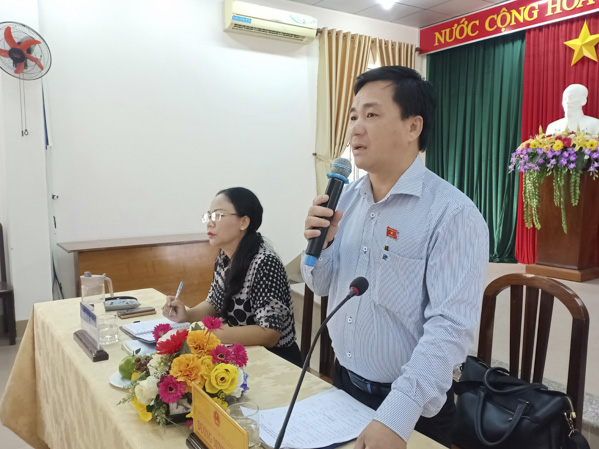 Ông Dương Minh Tuấn, Trưởng Đoàn Giám sát của Đoàn ĐBQH tỉnh phát biểu tại buổi giám sát chuyên đề “Việc thực hiện chính sách pháp luật về phòng chống xâm hại trẻ em trên địa bàn tỉnh” tại TP.Vũng Tàu.