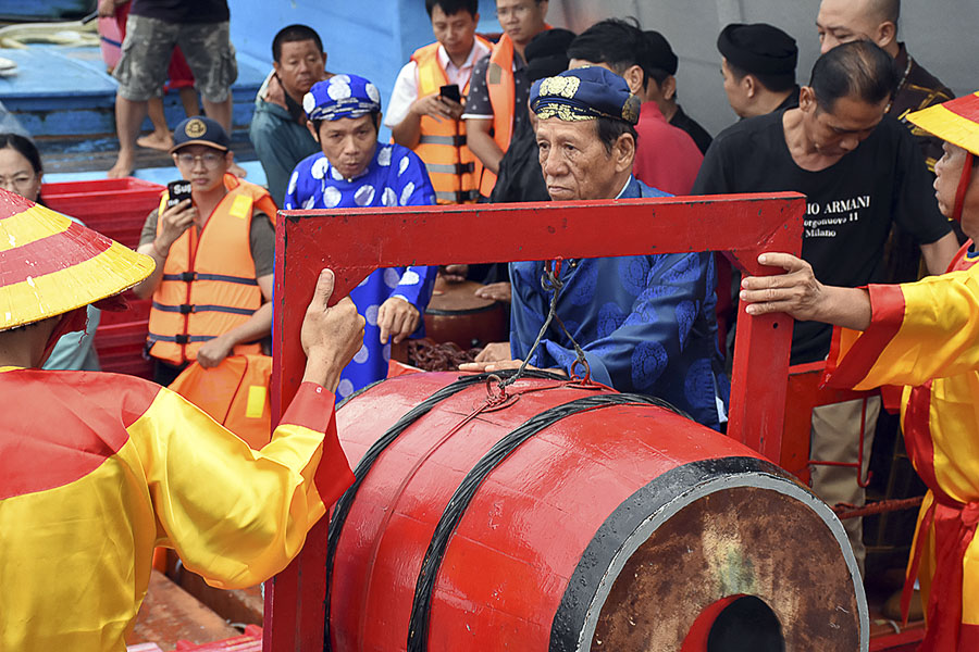 Ban Tế lễ làm Lễ Nghinh Ông. 