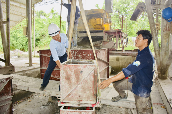 Sản xuất bê tông cốt thép thành mỏng tại Nhà máy khoa học công nghệ Busadco.
