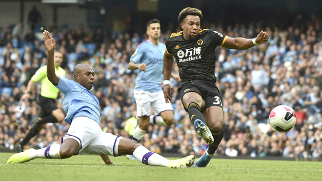 Hai bàn thắng của Traore vào lưới Ederson có thể là dấu chấm hết cho việc bảo vệ ngôi vương của Manchester City?
