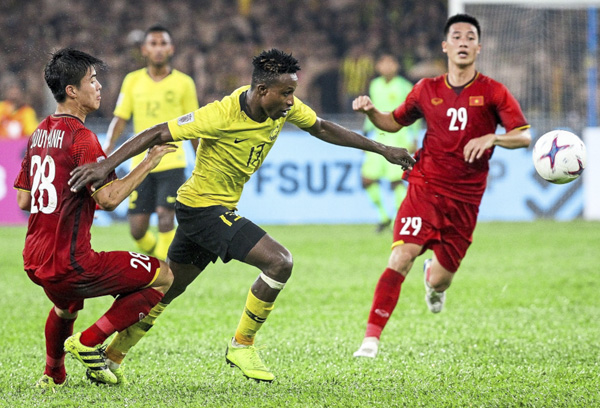 Duy Mạnh từng chạm trán Sumareh ở AFF Cup 2018.