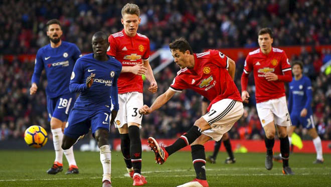 M.U và Chelsea sẽ phải đua tranh quyết liệt hơn nữa.