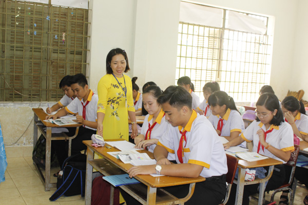 Huyện Châu Đức đang có ý tưởng thực hiện mô hình trường chất lượng cao theo cơ chế tự chủ tài chính.  Trong ảnh: HS lớp 9A6, Trường THCS Châu Đức (huyện Châu Đức) trong giờ học.