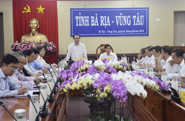 Ông Vũ Chiến Thắng, Trưởng Ban Tôn giáo Chính phủ phát biểu tại buổi làm việc.