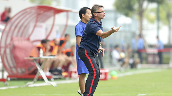 HLV Philippe Troussier đang mang tới diện mạo mới cho U19 Việt Nam.