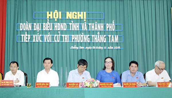 Tổ đại biểu số 1 HĐND tỉnh tiếp xúc cử tri phường Thắng Tam (TP.Vũng Tàu). Ảnh: MINH NHÂN