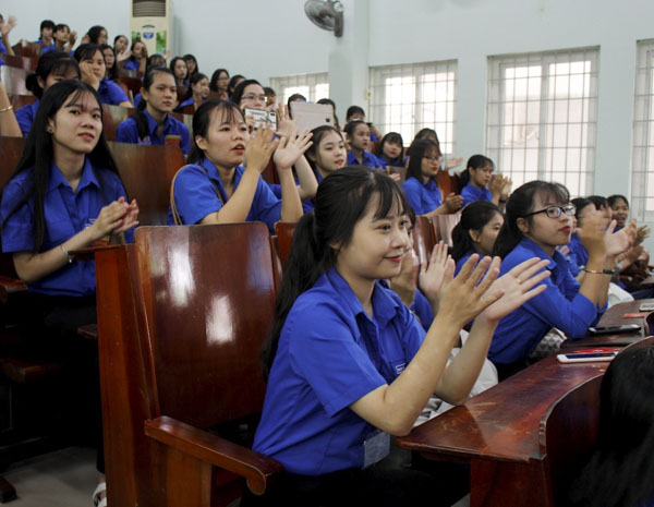 ĐVTN tham dự Đại hội.