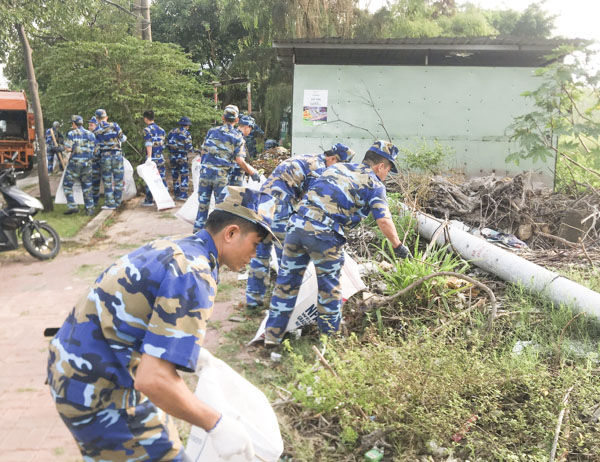 Tuổi trẻ Hải đoàn 129 chung tay vì cuộc sống xanh