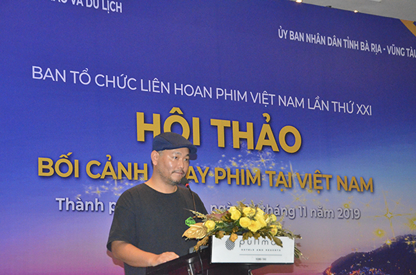 Họa sĩ Lee Ha Jun (Hàn Quốc), họa sĩ thiết kế mỹ thuật bộ phim Ký sinh trùng (đạt giải Cành cọ vàng tại LHP Cannes 2019 tại Pháp) chia sẻ về kinh nghiệm lựa chọn bối cảnh quay phim.