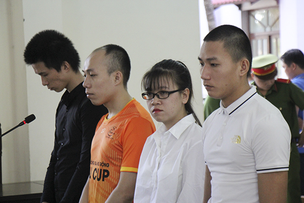 4 bị cáo tại phiên tòa.