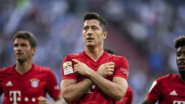 Lewandowski đang dẫn đầu danh sách vua phá lưới.