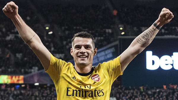 Granit Xhaka nhiều khả năng sẽ tiếp tục gắn bó với Arsenal.