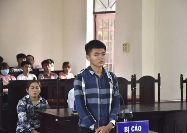 Bị cáo Lê Bảo Chiêu tại phiên tòa.