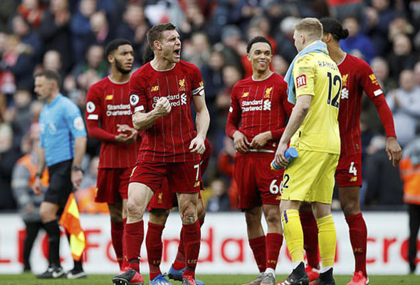 Niềm vui của Liverpool nhân đôi ở vòng 29.