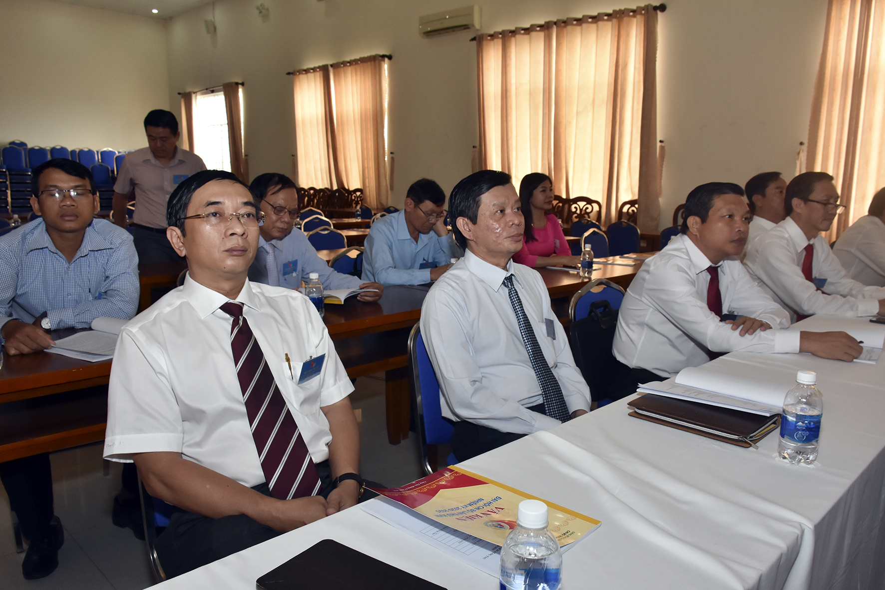 Các đồng chí Bí thư, Phó Bí thư các Chi bộ cơ sở trực thuộc Đảng ủy Khối tham dự Đại hội.