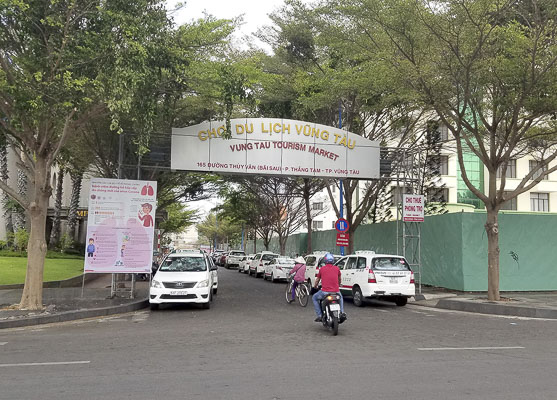 Một góc chợ du lịch Vũng Tàu.