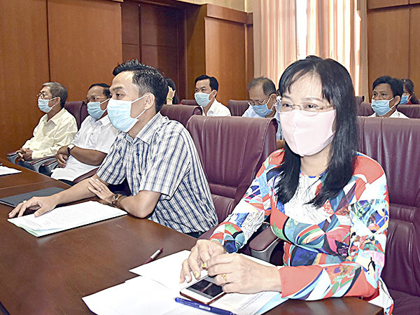 Các đại biểu tham dự Hội thảo.