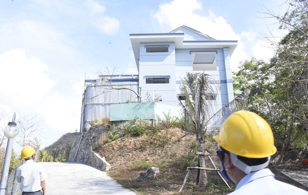 Hiện trạng công trình xây không phép trước khi tháo dỡ. 