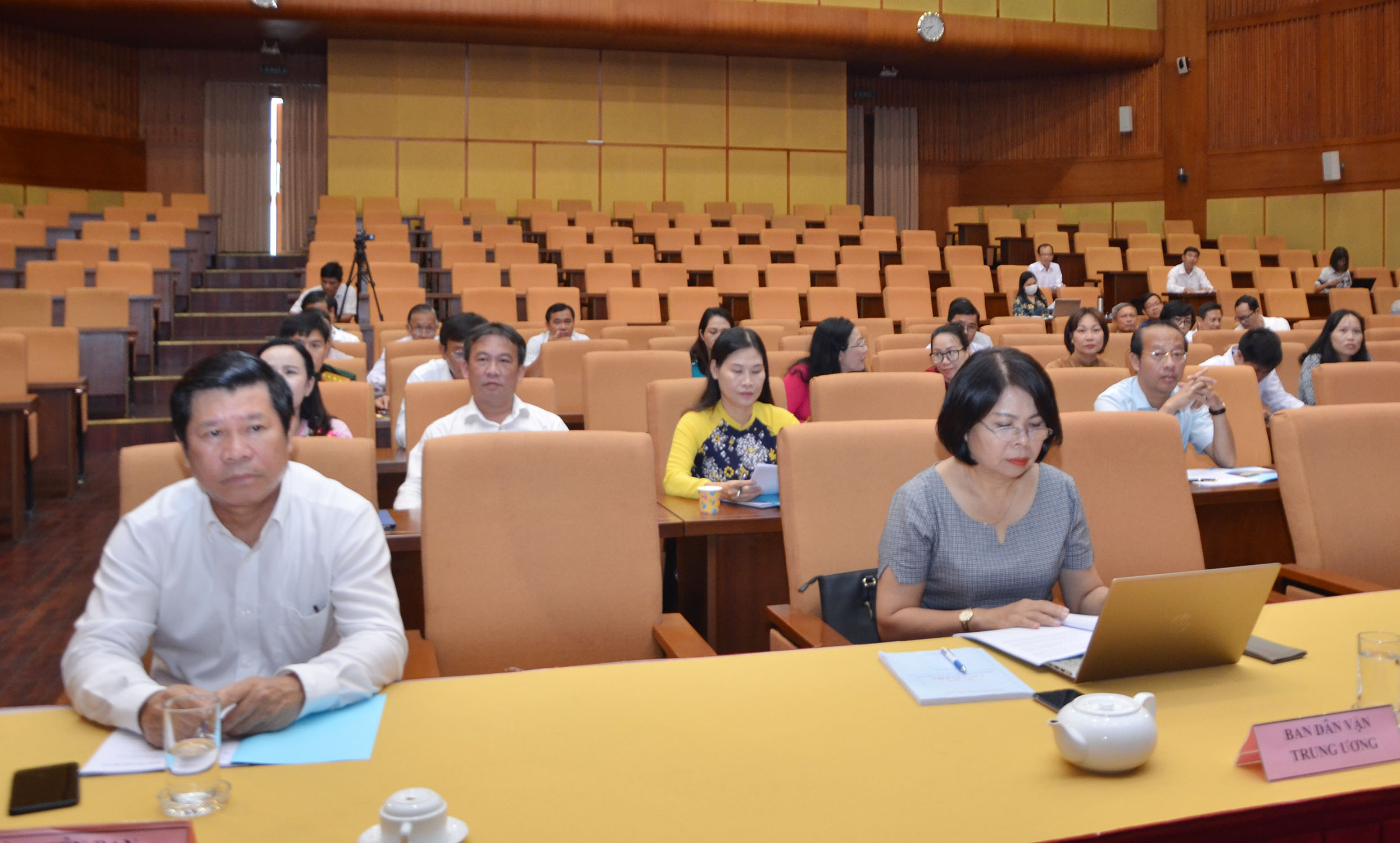 Ông Nguyễn Văn Xinh, Ủy viên Ban Thường vụ Tỉnh ủy, Trưởng Ban Tuyên giáo Tỉnh ủy tham dự hội thảo.